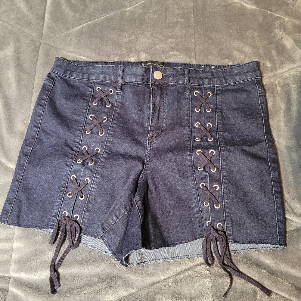 Fashion To Figure Denim Shorts - Plus Size 16